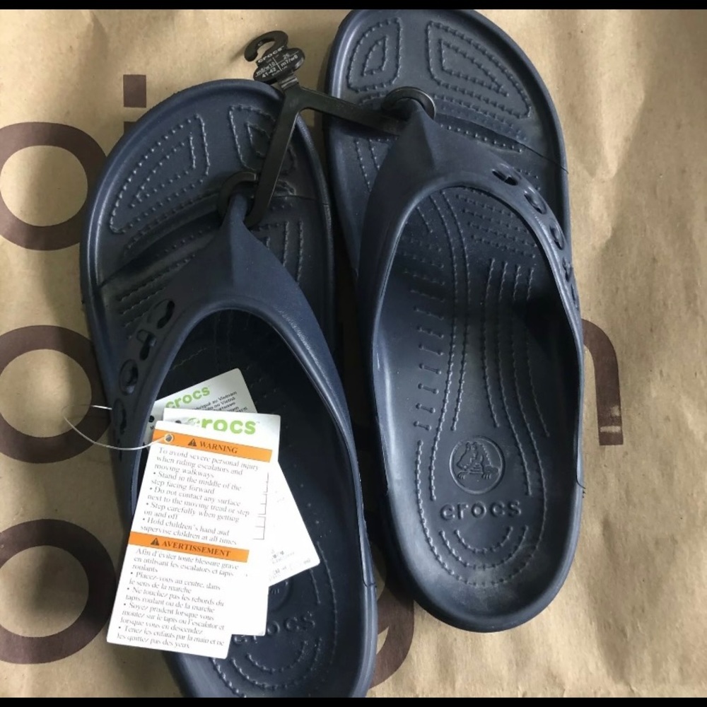 NWT Crocs Baya Flip Flop Thong Sandals